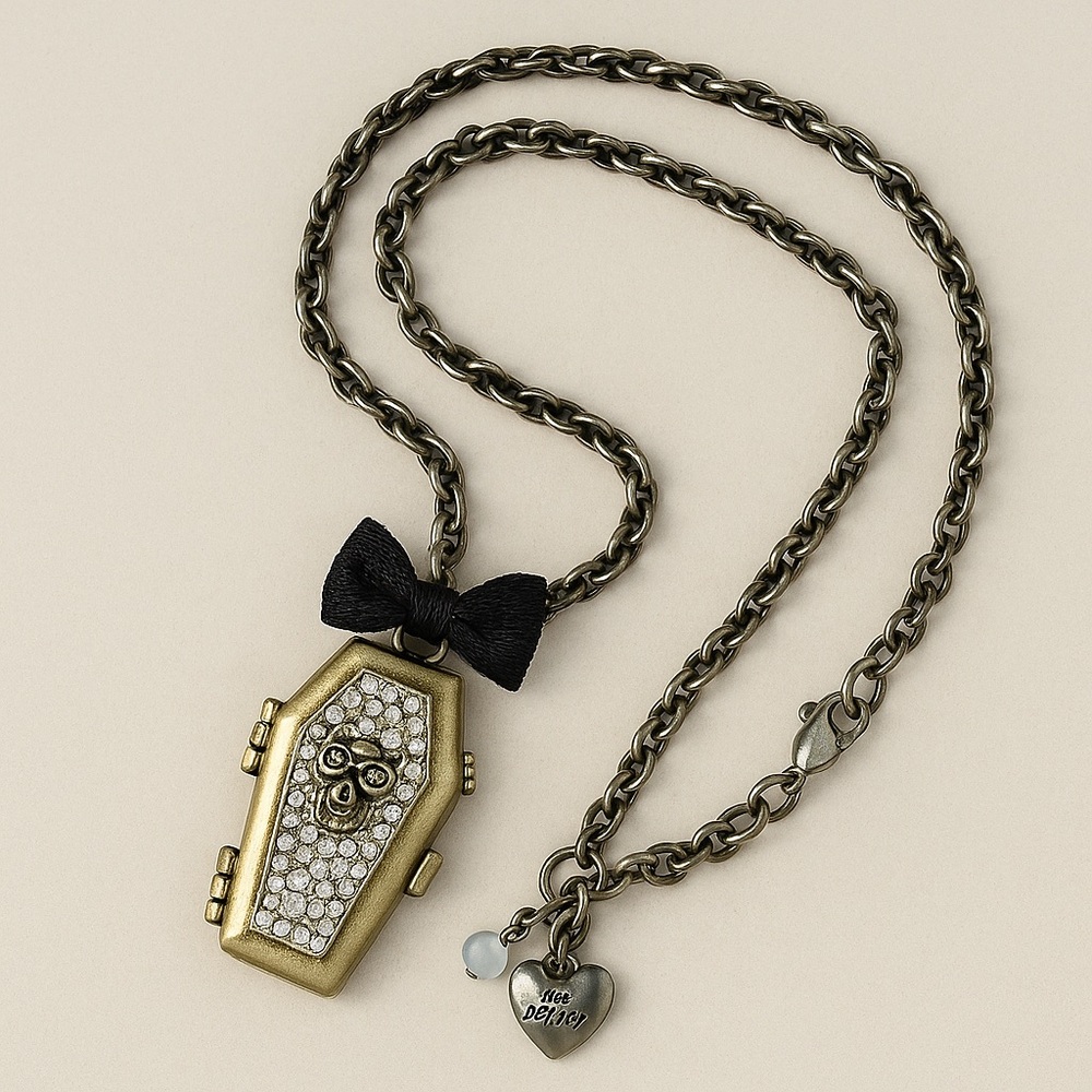 Betsey Johnson Vintage Skeleton In Coffin Halloween Necklace GUC - Picture 3 of 12